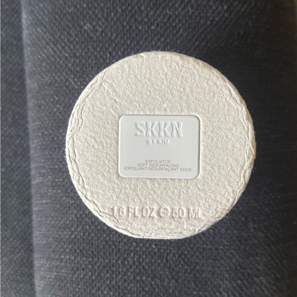 Exfoliator SKKN unopened - White